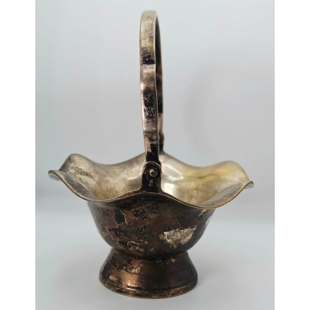 Vintage Silver Tone Metal Scalloped Basket Swing Handle Made in India Patina